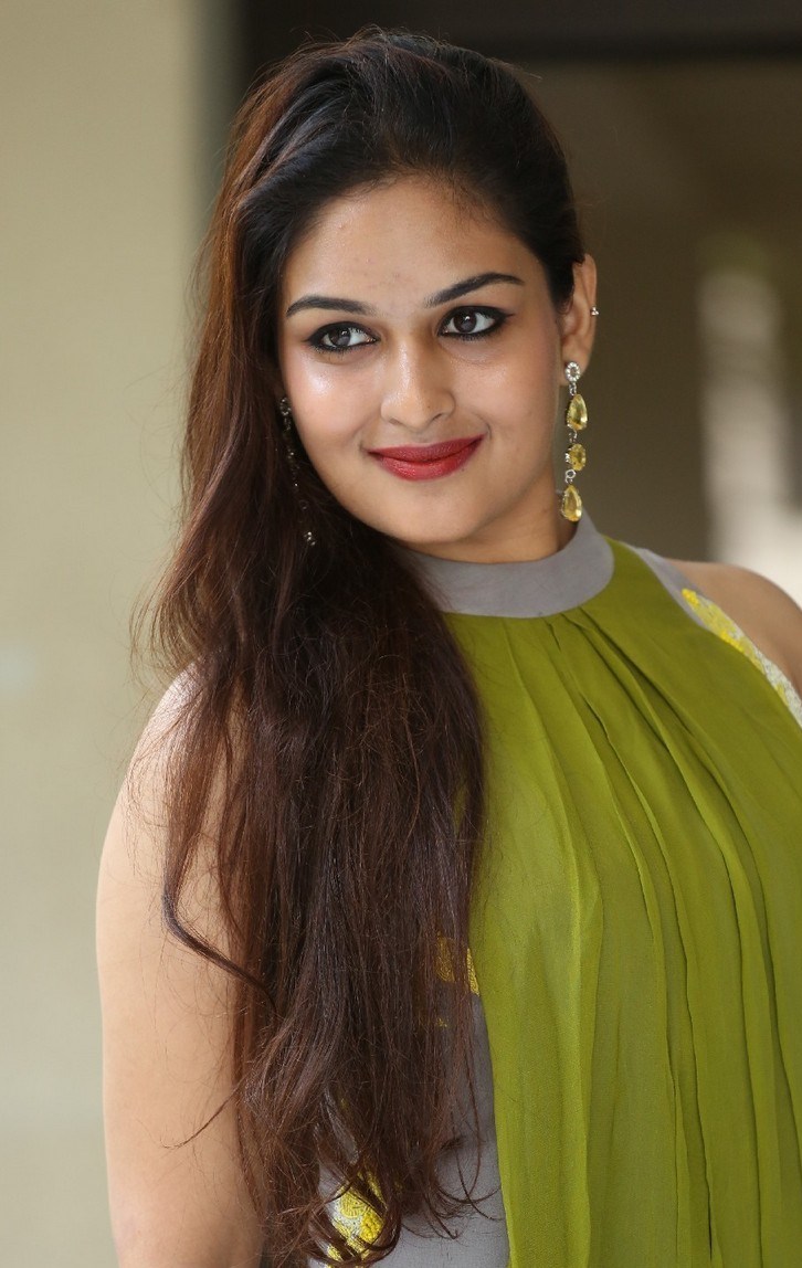 Actress Prayaga Stills 