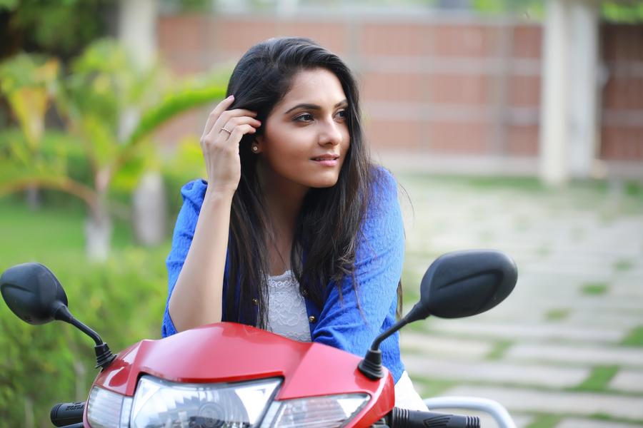 Actress Ashwathy Ravikumar Stills