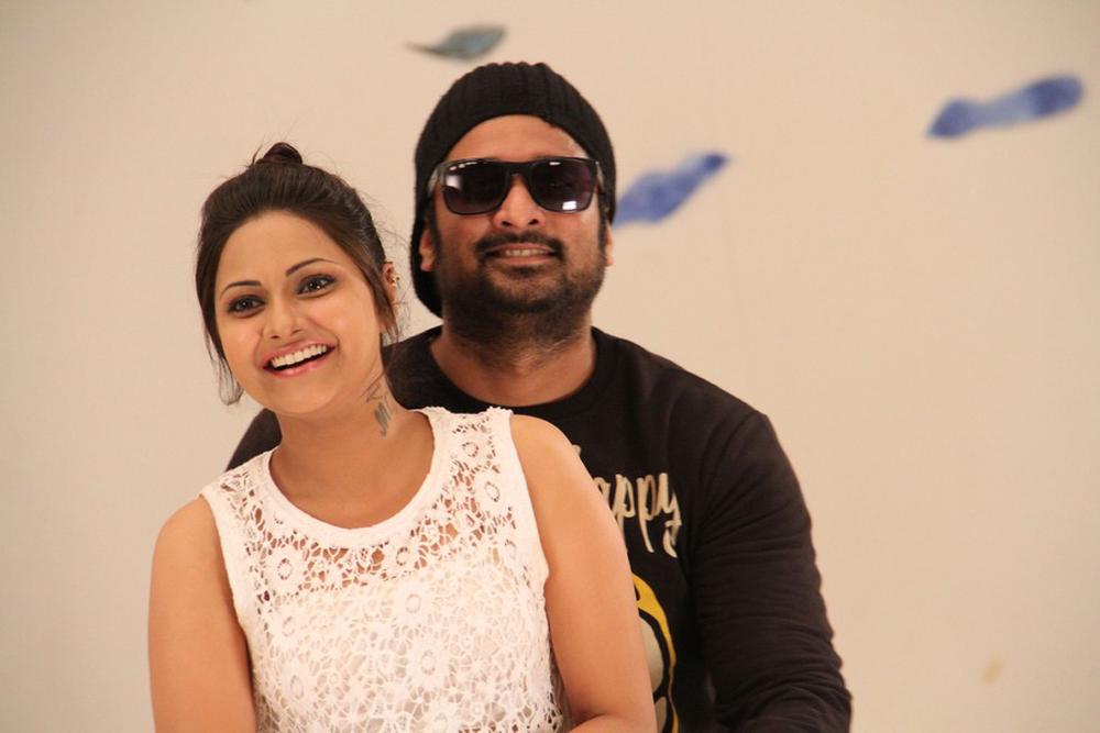 Richard Rishi, Manochitra still from Andaman tamil movie