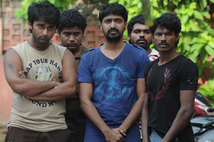 Pazhaya Vannarapettai Movie Stills
