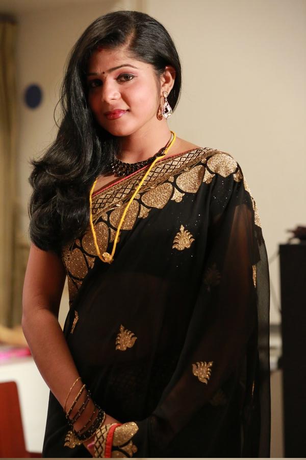 Paarkka Thonuthey Movie Stills