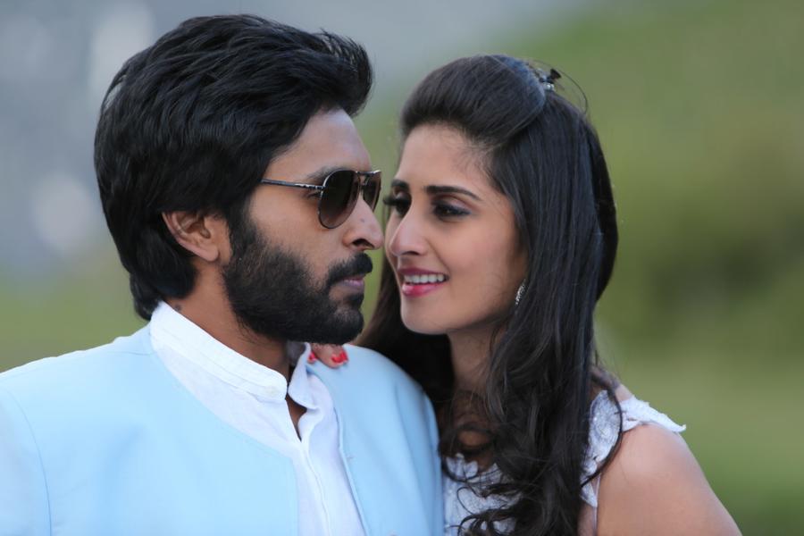 Vikram Prabhu, Shamil Stills From Veera Sivaji Movie 