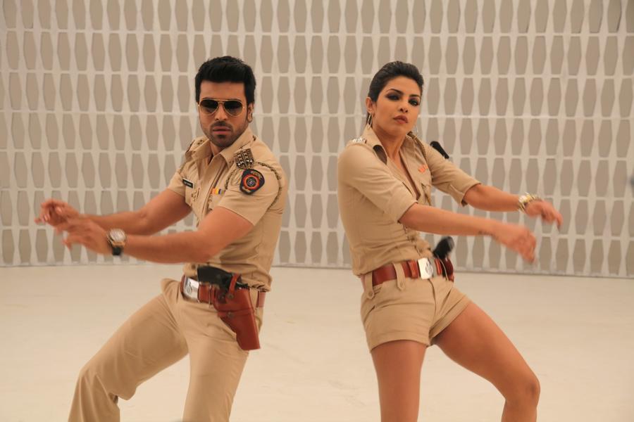 Toofan Telugu Movie Stills | Ram Charan Teja, Priyanka Chopra