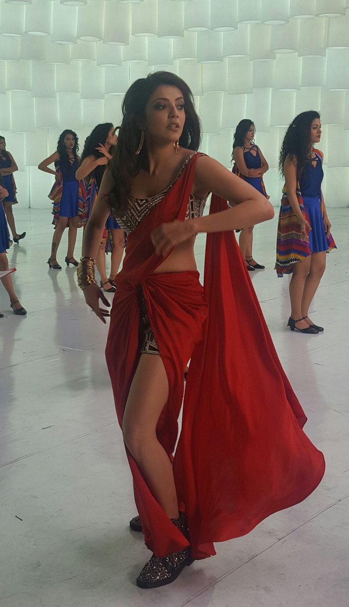 Kajal Aggarwal Hot Stills In Ammadu Lets Do Kummudu Song from Khaidi No. 150