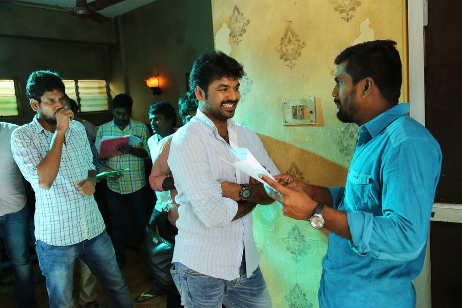Enakku Vaitha Adimaigal Movie Working Stills