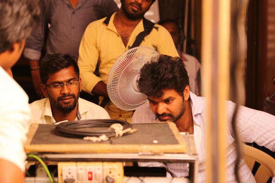 Enakku Vaitha Adimaigal Movie Working Stills