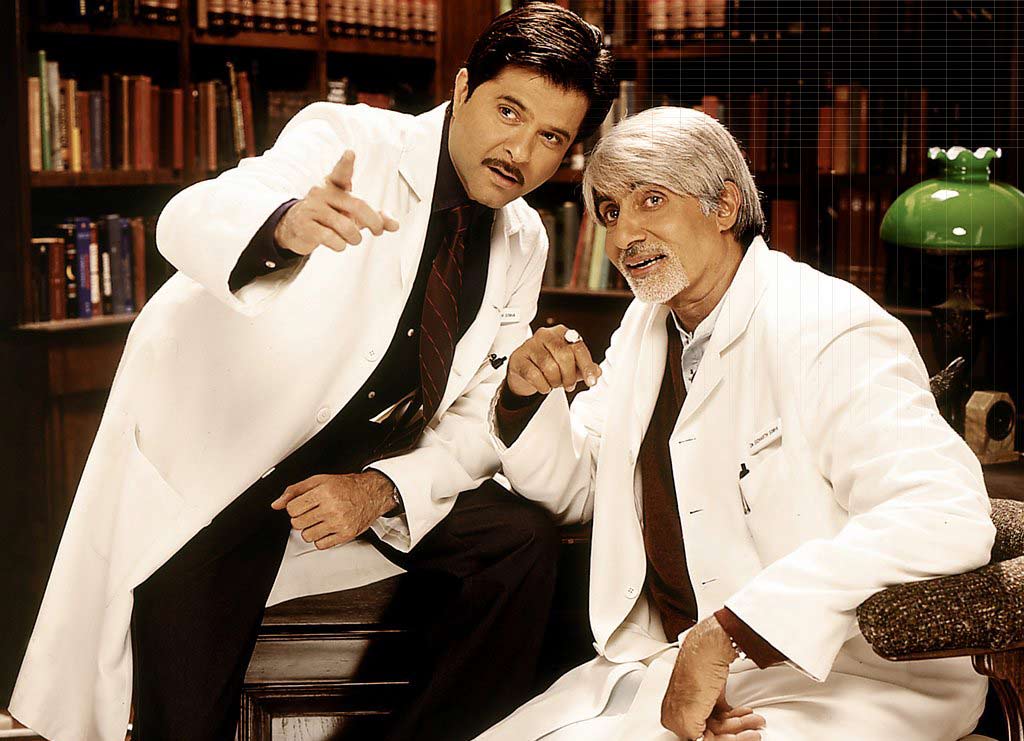 Amitabh Bachchan & Anil Kapoor’s roles in Aankhen 2 revealed !!