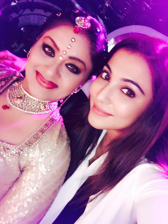 Parvathy Nair Promote Koditta Idangalai Nirappuga On Dance Jodi Dance