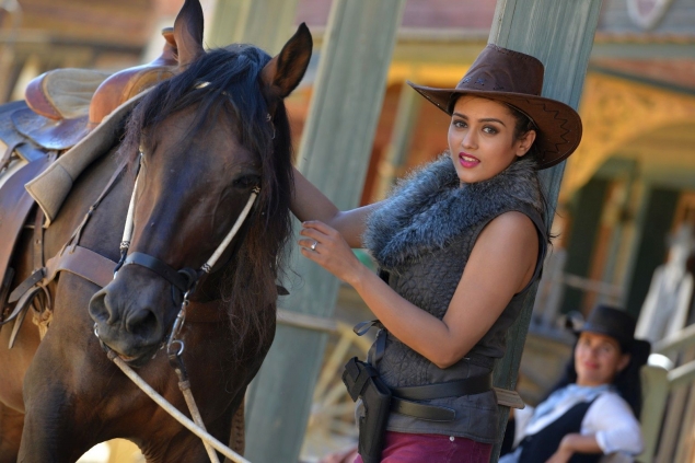 Actress Mishti Chakraborty Looking New Style