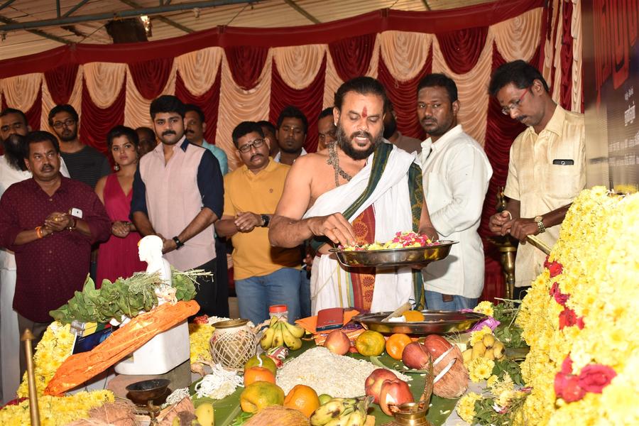 Raja Ranguski Tamil Movie Pooja Stills