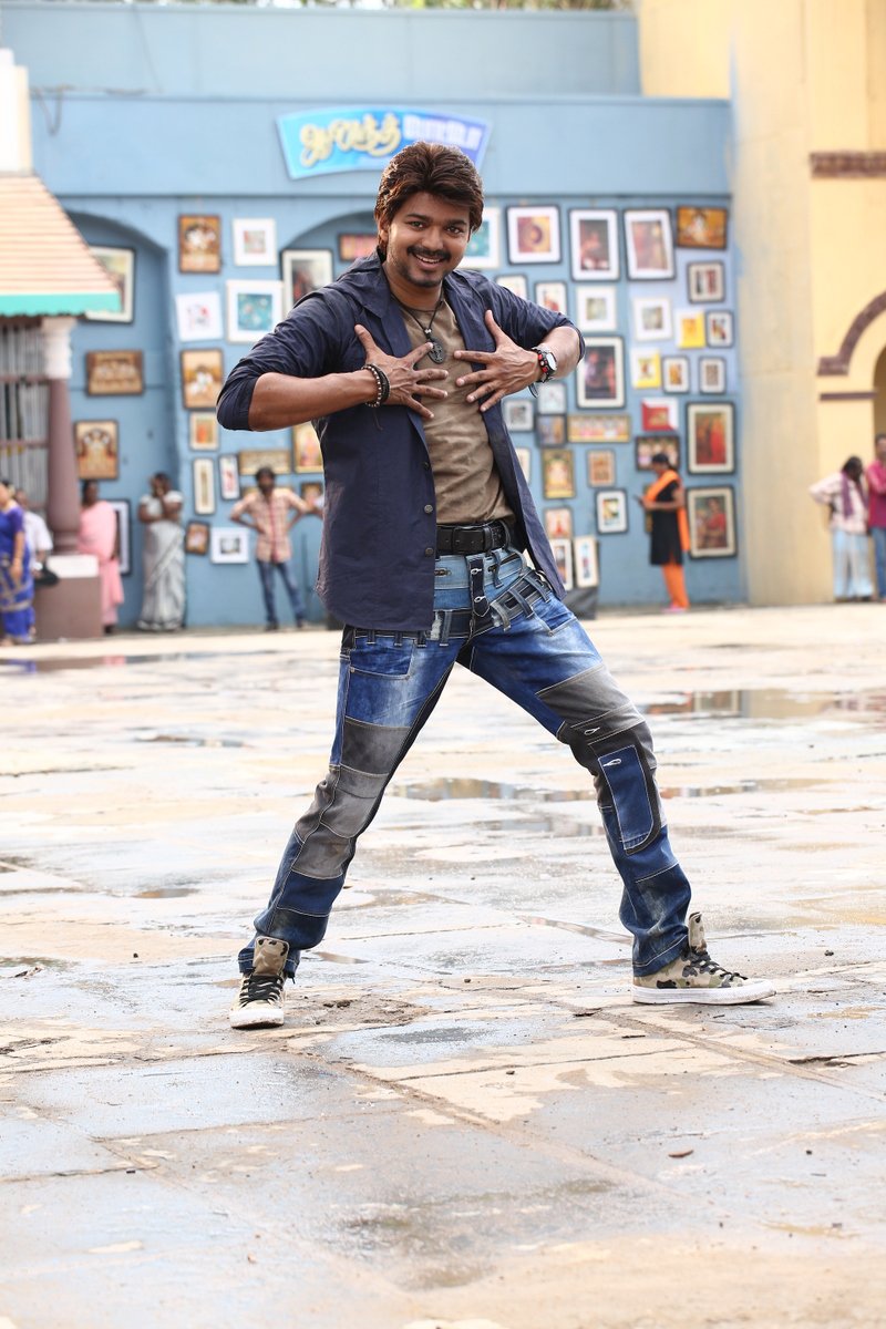 Vijay still from in Bairavaa Movie