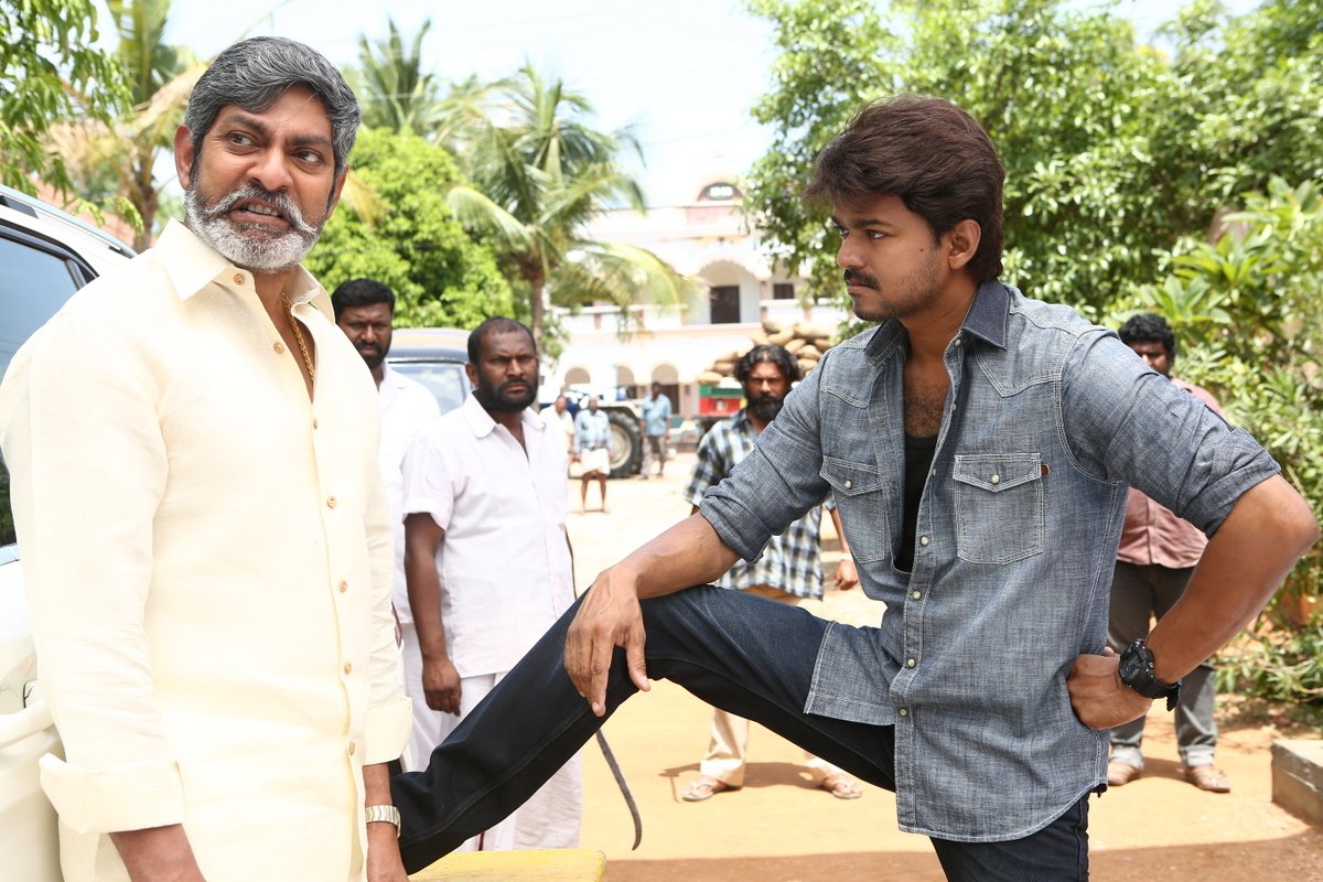 Here's Vijay Stills From Bairavaa Movie