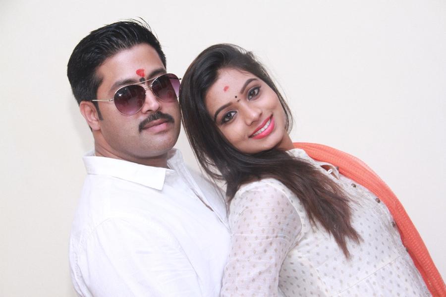 Aama Naan Porukkithan Movie Pooja Stills