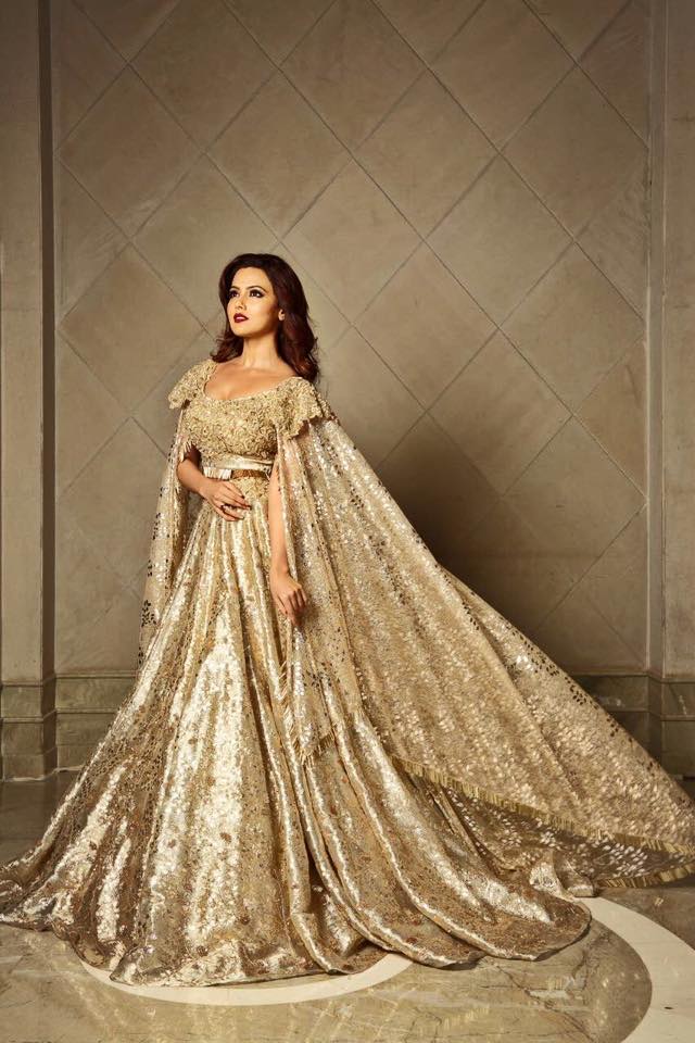 Gorgeous Sana Khaan Latest Stills