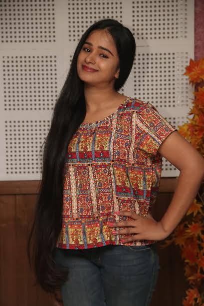 9 Giragankalum Ucham Petravan Movie Pooja Stills