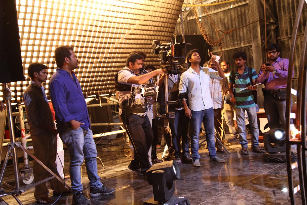Vizhithiru Shooting Spot Stills