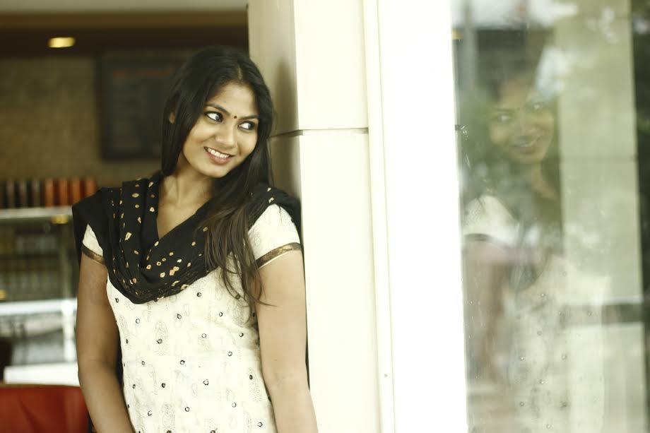 Actress Shruti Reddy New Photo Shoot Stills