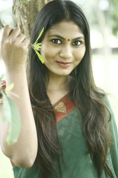 Actress Shruti Reddy New Photo Shoot Stills