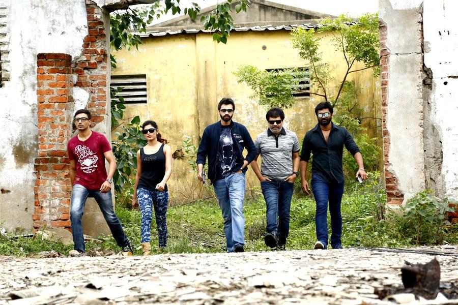 Rum Movie Stills | Hrishikesh, Sanchita Shetty, Vivek