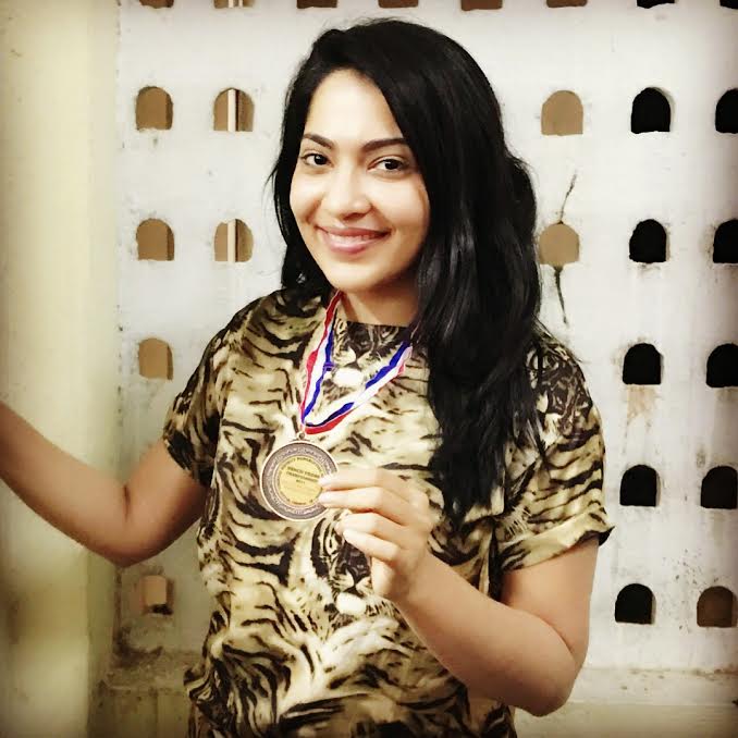 Actress Ramya power lifts for India Ramya has bagged Bronze