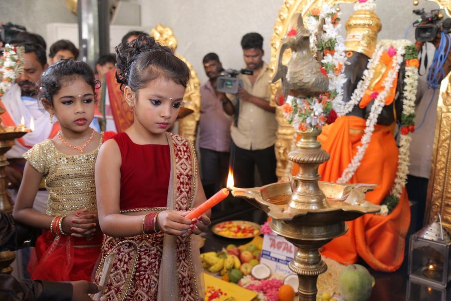 Agalya Tamil Movie Pooja Stills