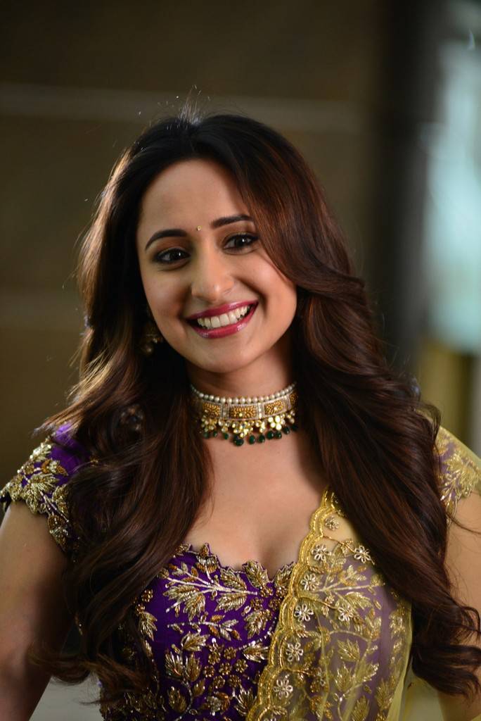 Actress Pragya Jaiswal Stills From Gunturodu Telugu Movie