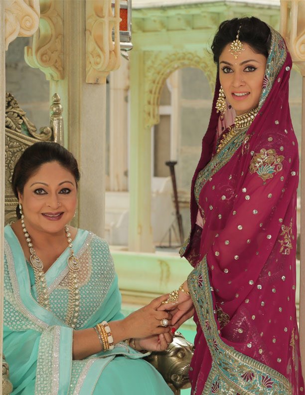 Jeena Isi Ka Naam Hai Hindi Movie Stills | Manjari Fadnis, Rati Agnihotri