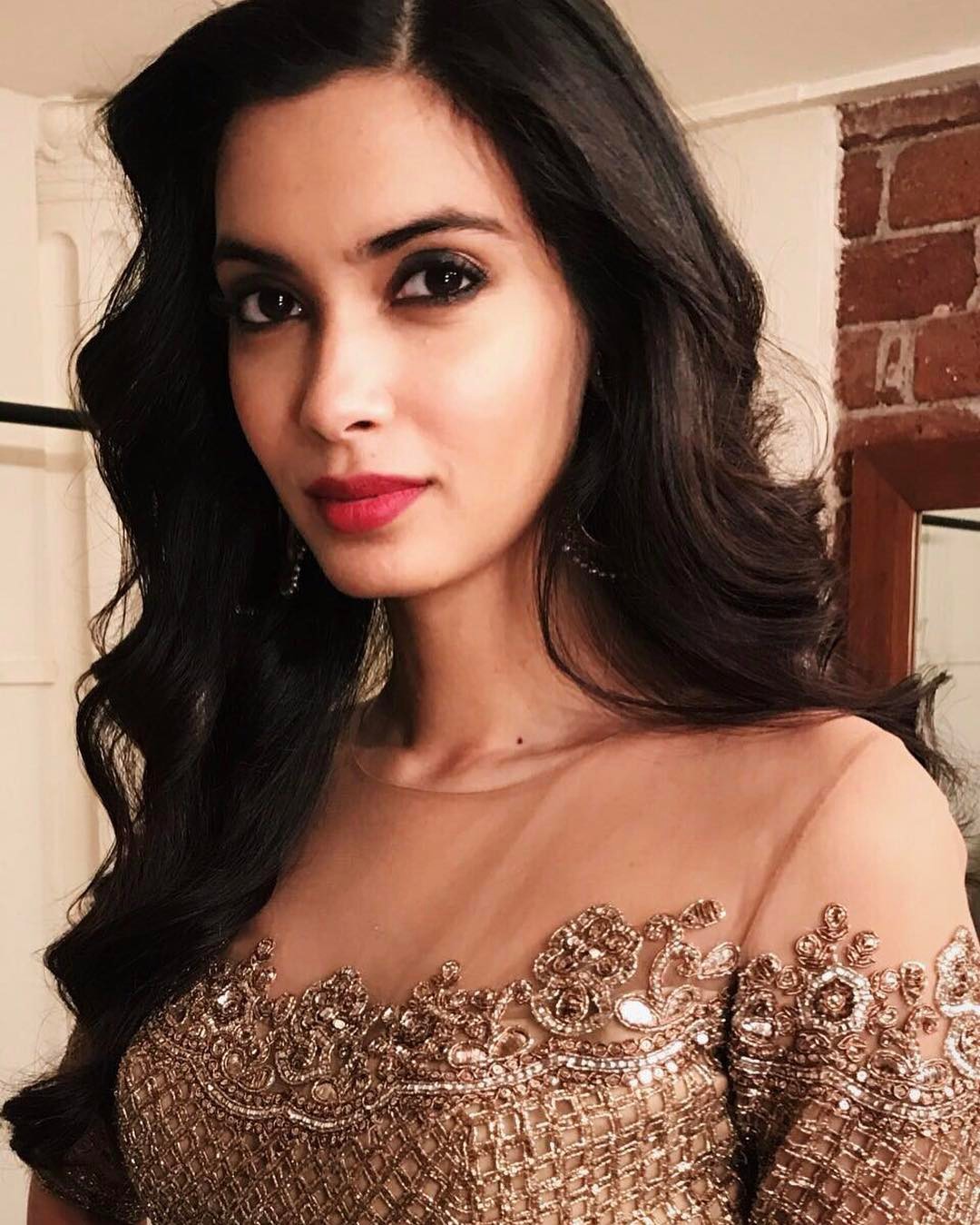 Diana Penty at Mijwan Summer 2017 Fashion show