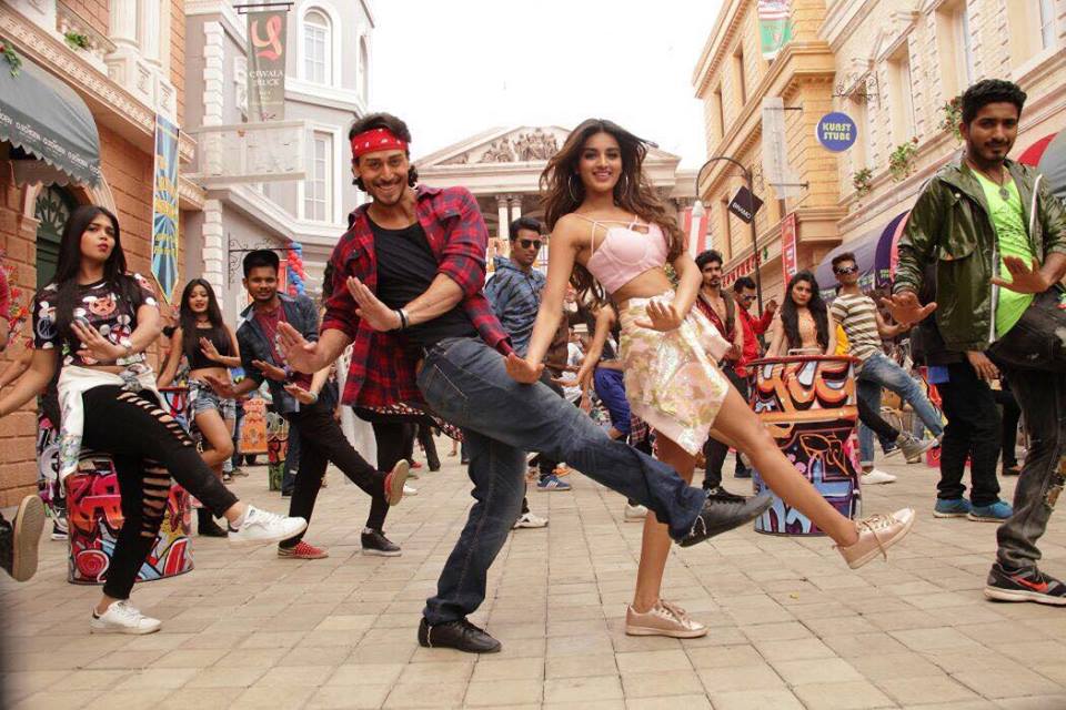 Tiger Shroff, Nidhhi Agerwal Stills From Munna Michael