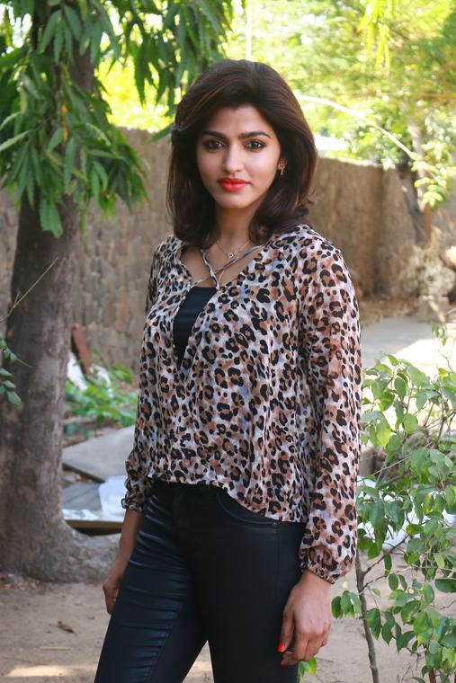 Dhansika At Vizhithiru Press Meet Stills
