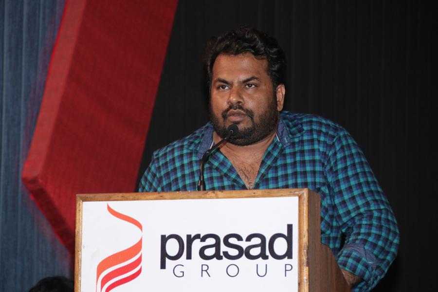 Meera Kathiravan at Vizhithiru Press Meet Stills
