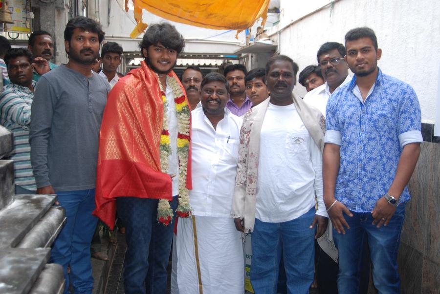Kavalaippadatha Kadhalar Sangam Movie Pooja Stills
