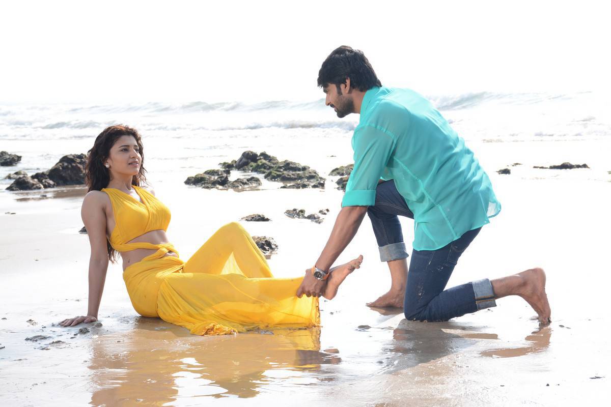Sree Vishnu, Chitra Shukla in Maa Abbayi Telugu Movie