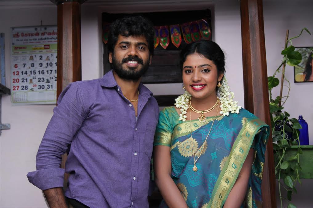 Amala Rose, Ramakrishna Still From Oru Kanavu Pola