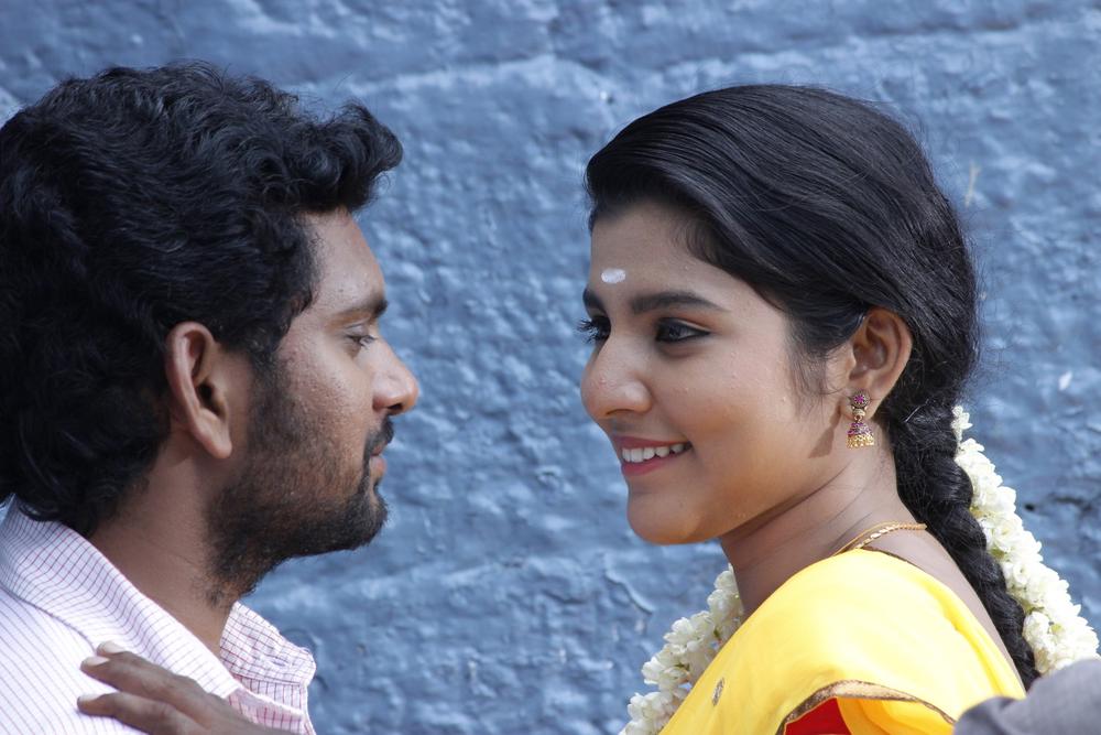 Latest Stills From Arasakulam Tamil Movie