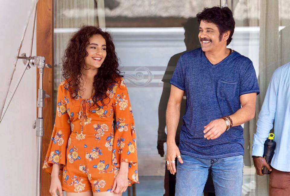 Seerat Kapoor and Nagarjuna on the sets of Raju Gari Gadhi 2 | Pondicherry shoot