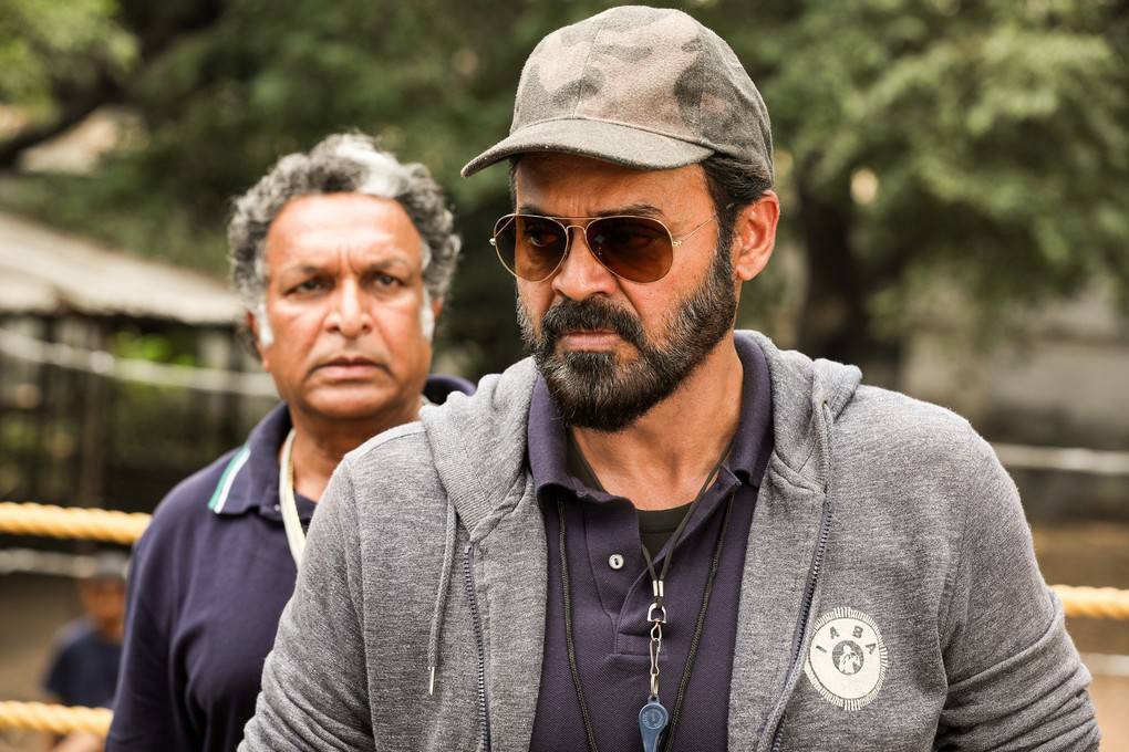 Guru Telugu Movie Stills | Venkatesh, Nassar