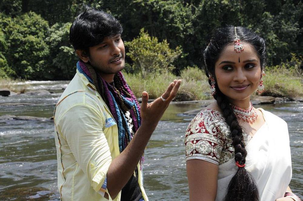 Aravind Roshan and Keerthi Shetty Stills From Seveli Movie