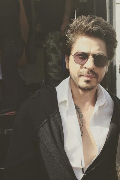 After Salman’s ‘Tubelight’ Sony Music bags musical rights of SRK’s ‘The Ring’