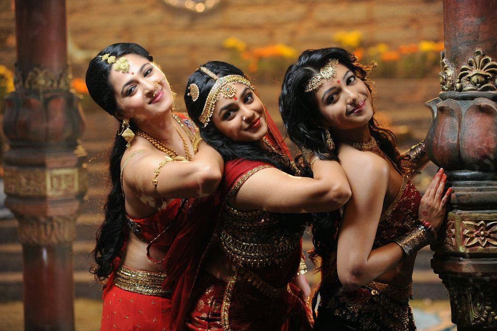 Rudramadevi Telugu Movie Latest Stills | Anushka Shetty, Nithya Menen, Catherine Tresa