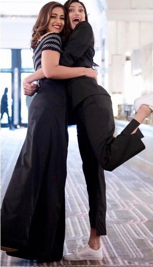 Team Mubarakan - Ileana D'Cruz and Athiya Shetty