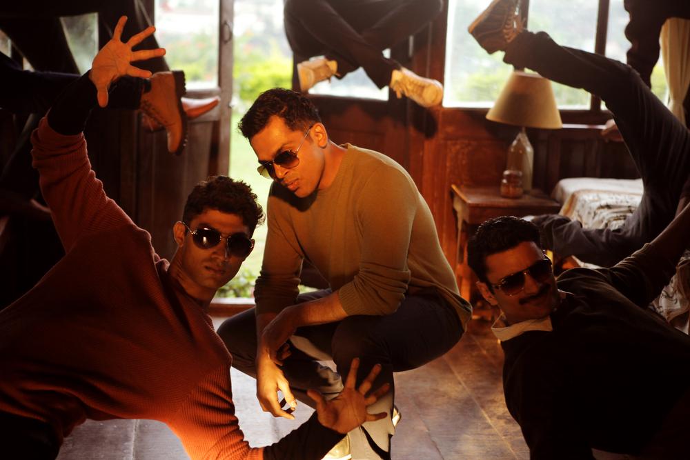 Kaatru Veliyidai Tamil Movie | Karthi