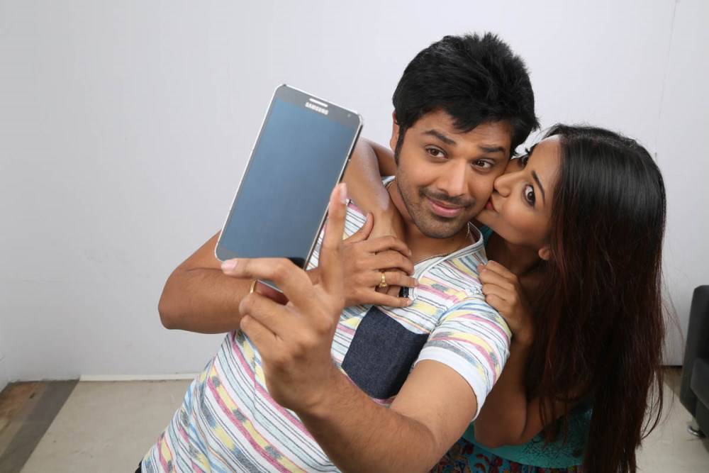 365 Days Movie Latest Stills | Nandu, Anaika Soti