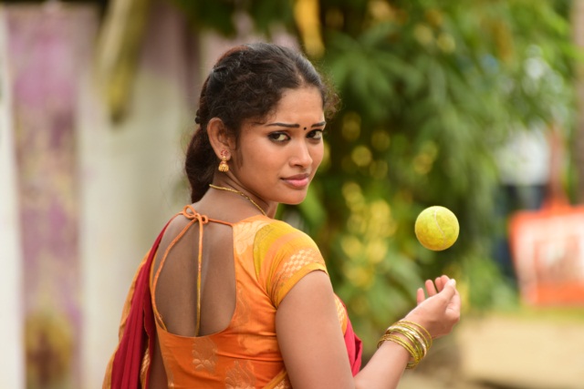 Pichuva Kaththi Tamil Movie Stills | Sri Priyanka