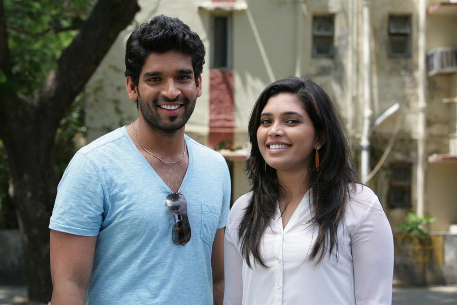 Ishara Nair and Suresh Ravi stills from Adhi Maedhavigal Movie