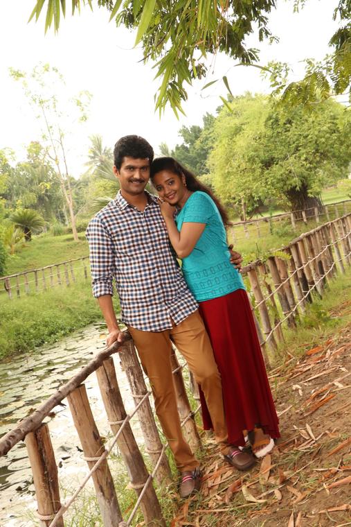 Erode Mahesh and Koushika stills from Inayathalam