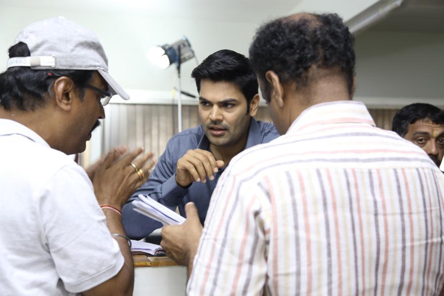 Shankar-Suresh, Ganesh Venkatraman stills from the sets of Inayathalam