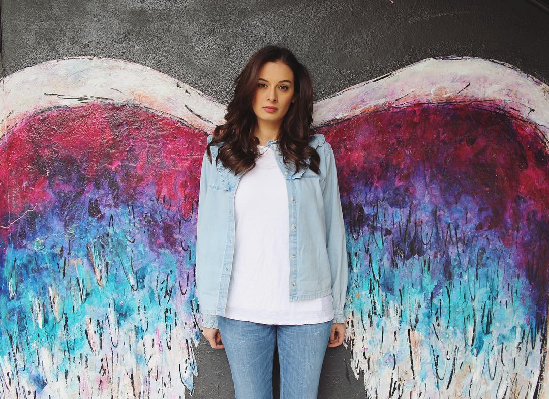 Stunning Evelyn Sharma Stills