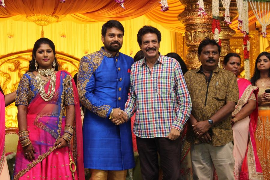 Nizhalgal Ravi at FEFSI Vijayan Master Son's Wedding Reception