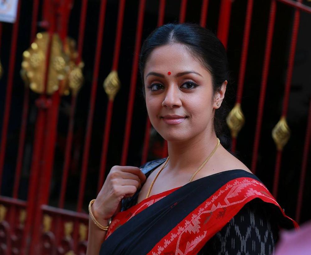 36 Vayathinile Tamil Movie Stills | Jyothika